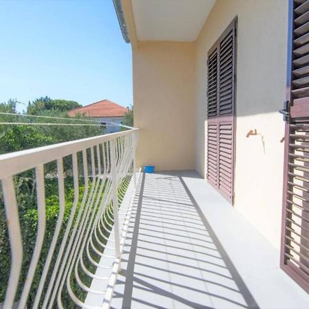 Apartments Kreso Biograd Na Moru Exterior photo
