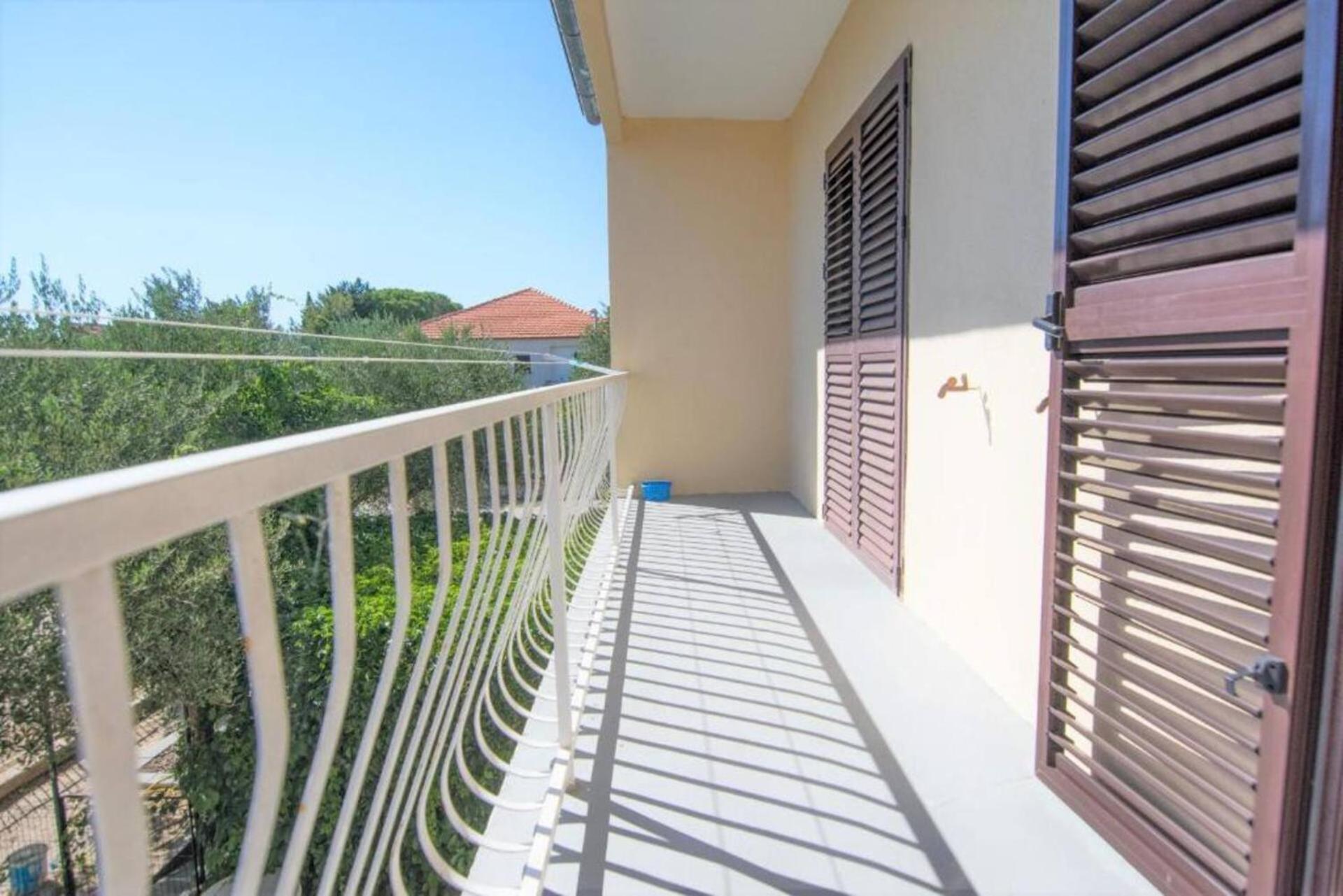 Apartments Kreso Biograd Na Moru Exterior photo